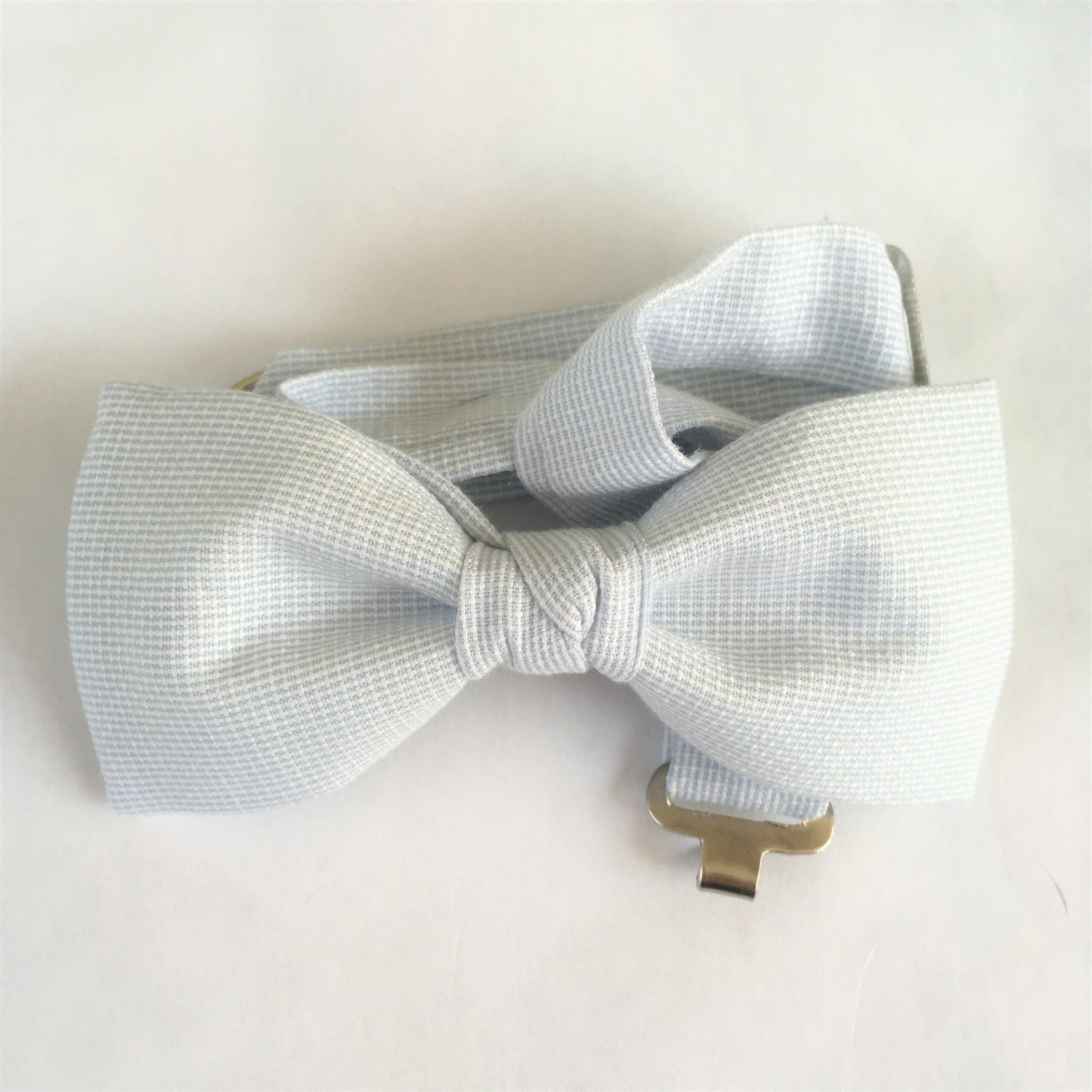 Moño Niño azul calro textura